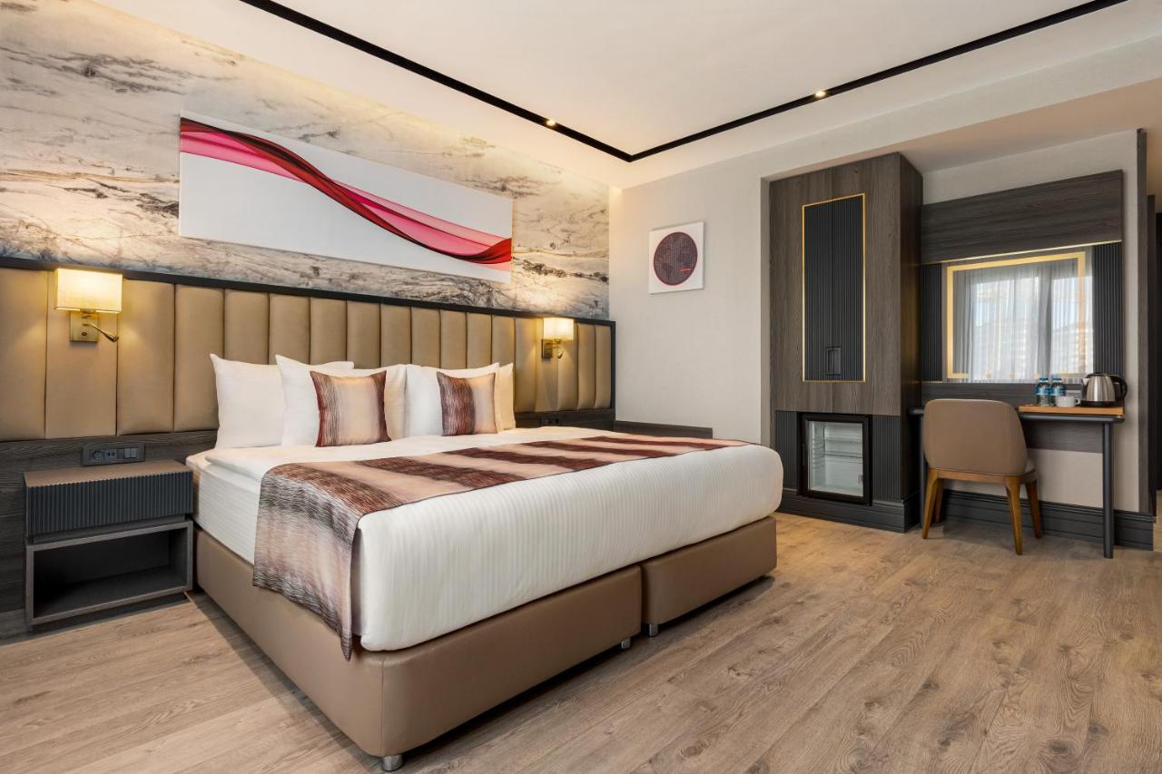 Ramada By Wyndham Istanbul Umraniye Hotel Exterior foto